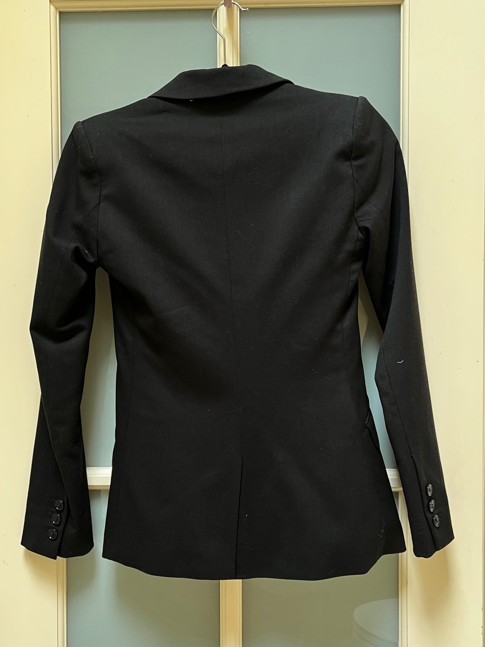 H&M Black Tailored Blazer with Contrast Lapels – Size 4 - Picture 2 of 5